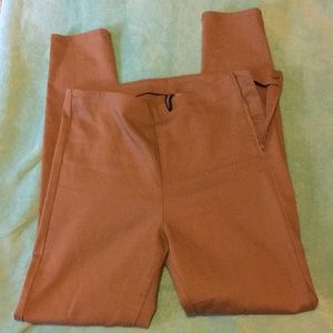 Pedal pusher crop pants